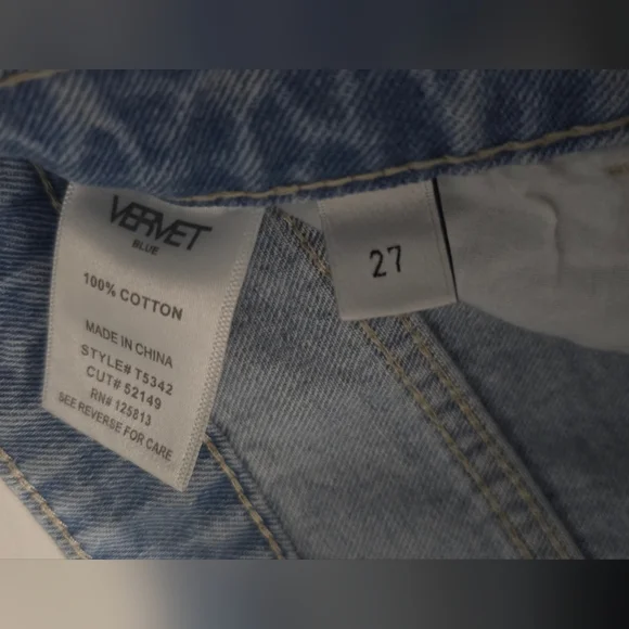 Vervet Wide Leg Light Wash Jeans - Picture 4 of 5